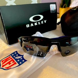 Mens NFL Oakley sunglasses